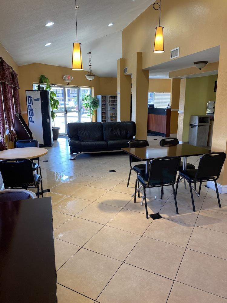 Jax Inn Jacksonville Downtown Extérieur photo